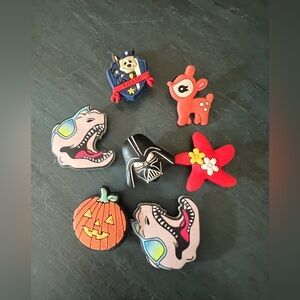 Croc Jibbitz silicon. Holiday, dinosaur, Darth Vadar, Paw Patrol.